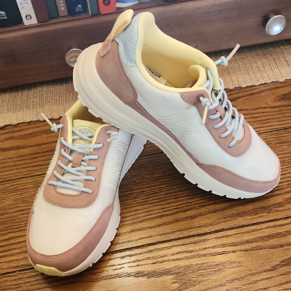 HEY DUDE Stylish Women's Sneakers in Cream and Tan